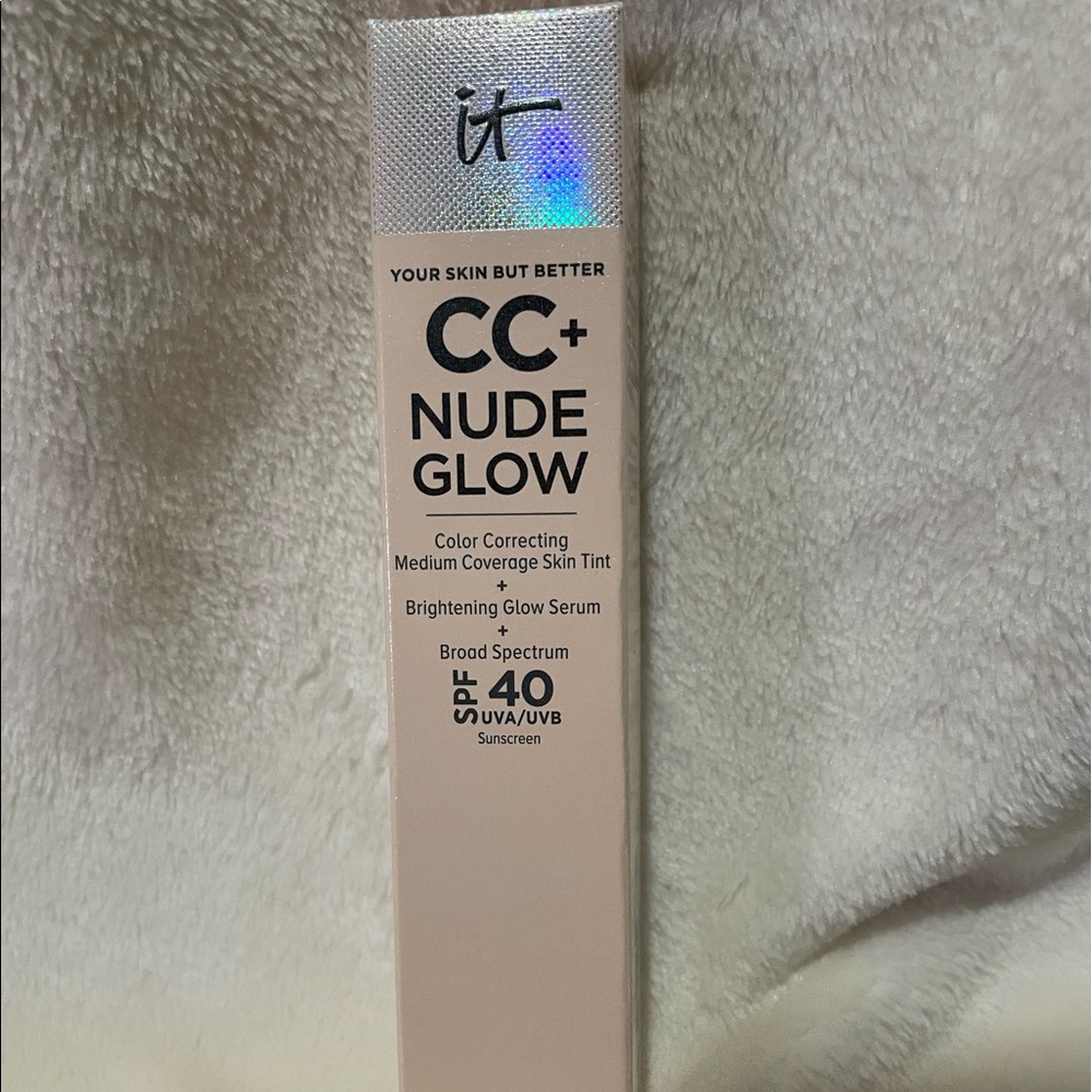 [sold on M] IT CC+ nude glow SPF 40 light